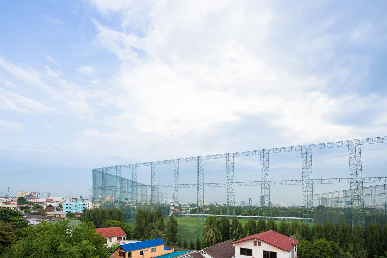 Twentynine Kv Apartel Nonthaburi Esterno foto